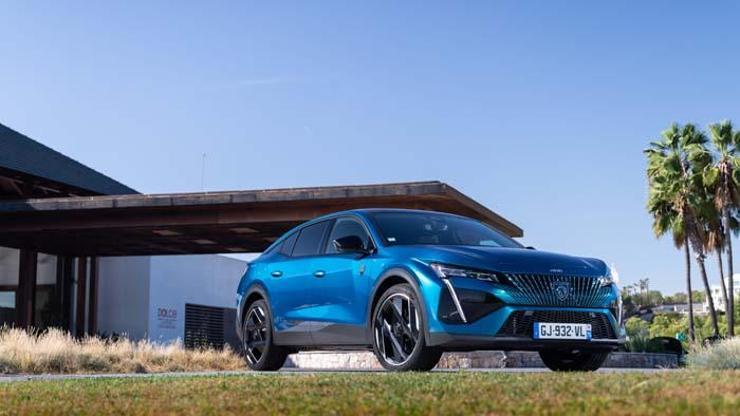 PEUGEOT 408 2023’te Türkiye’ye geliyor