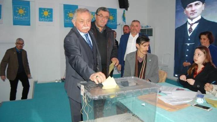 İYİ Parti Şereflikoçhisar ilçe Teşkilatının 3üncü Olağan Genel Kurulu yapıldı