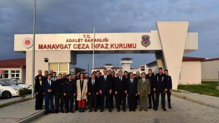 Manavgat Cezaevinde 200 zeytin fidanı dikildi