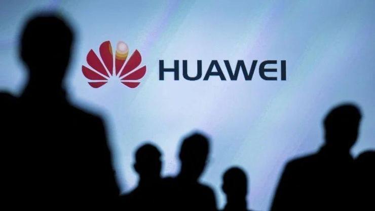 Huawei rakibi Oppo ile masaya oturdu