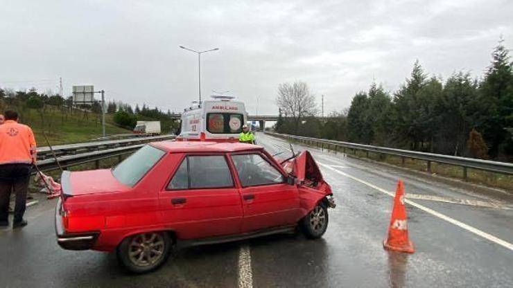 Otomobilin minibüse çaptığı kazada 2 kişi yaralandı
