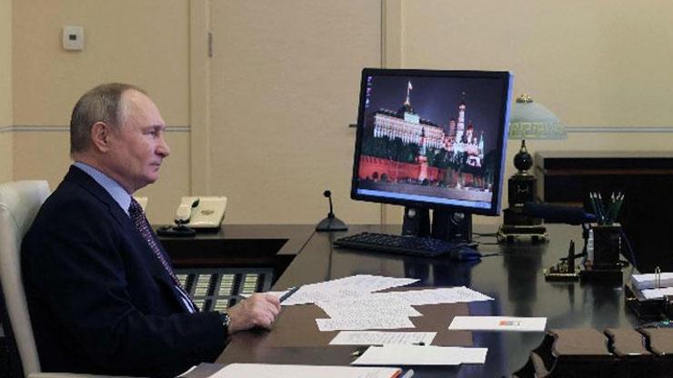 Putinden dikkat çeken hamle: 10 yıldır ilk kez iptal etti