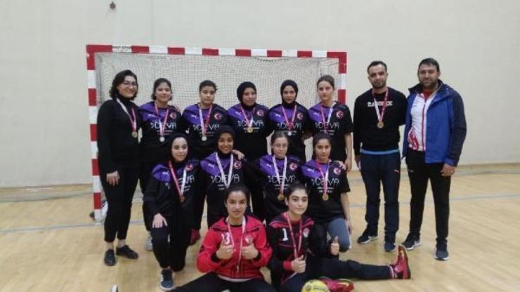 Meslek lisesi öğrencileri, Polonya’daki işletmelerde staj yaptı