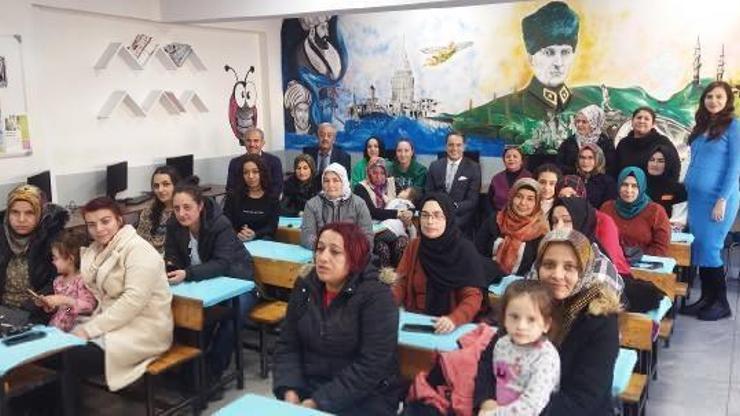 Uşakta Aile Okulu projesi kapsamında 6 bin 291 aileye eğitim verildi