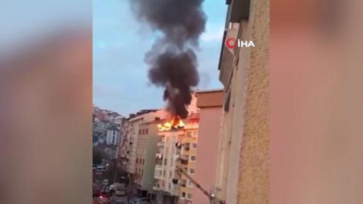 İstanbul’da korkutan yangın: Teras katı alev alev yandı, bina tahliye edildi
