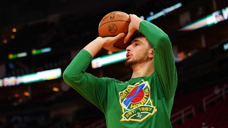 Alperen Şengün Houston Rockets tarihine geçti
