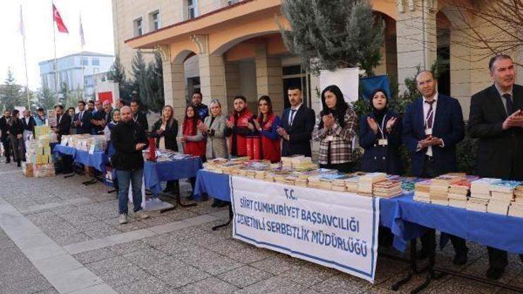 Siirt’te, şehit Savcı Mehmet Selim Kiraz anısına kitap kampanyası başlatıldı