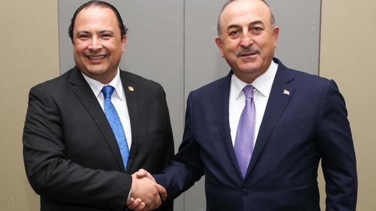 Çavuşoğlu, Guatemalalı mevkidaşı Bucaro ile görüştü