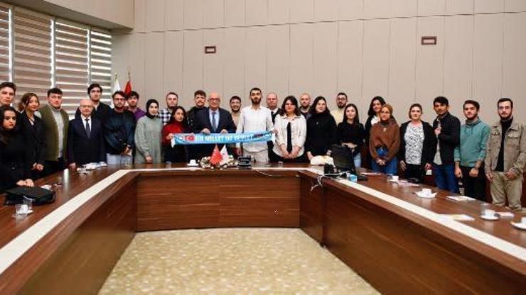MCBÜ Rektörü Prof. Dr. Ahmet Ataç, öğrenci kulüp ve topluluk başkanlarıyla bir araya geldi