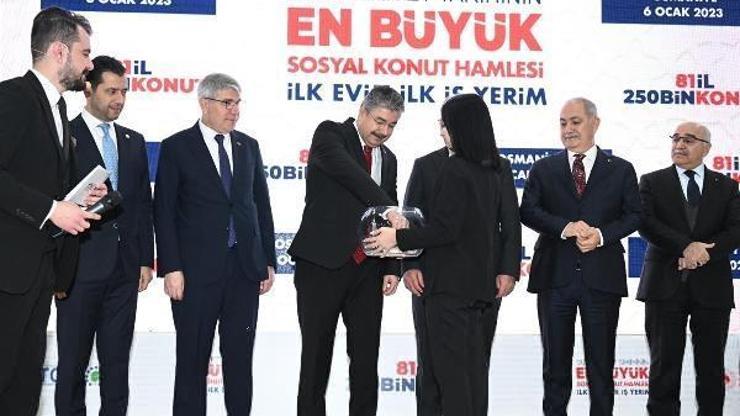 Osmaniye ve ilçelerinde inşa edilecek 1550 konut için kura çekimi yapıldı