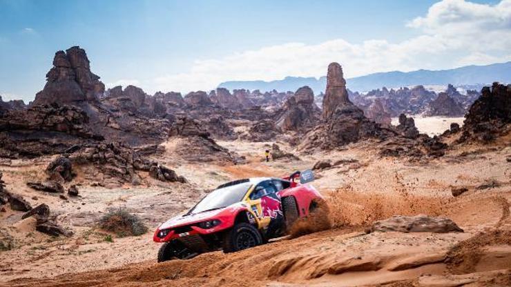 Dakar Rallisi’nin 9. etabını Sebastien Loeb kazandı
