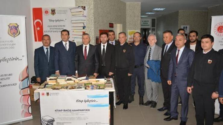 Manavgatta Kitap İyiliktir bağış kampanyası başlatıldı