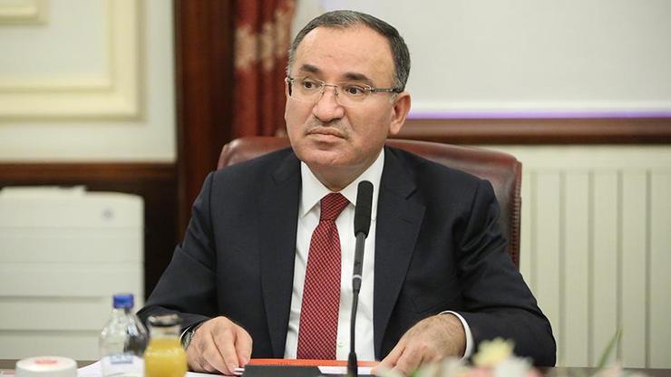 Adalet Bakanı Bekir Bozdağ, gündemdeki merak edilen sorulara yanıt verdi