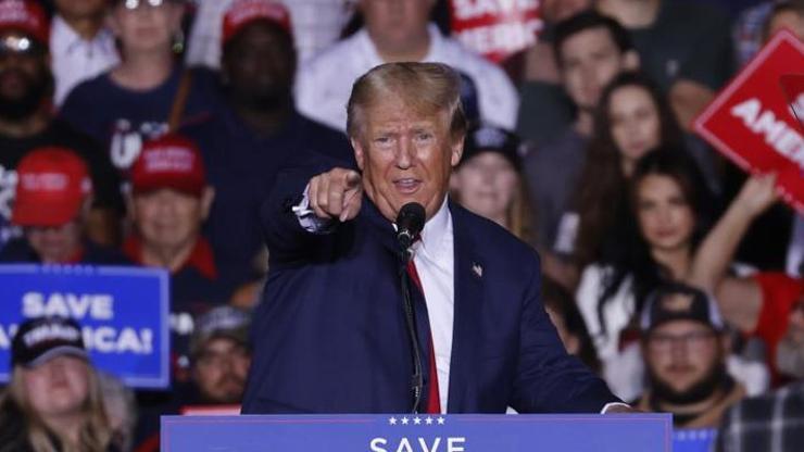 Trump’tan gizli belgelerle ilgili soruşturmanın sonlandırılması çağrısı