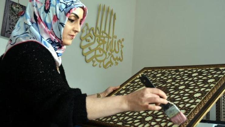 Bitlisli kadın girişimci hem üretiyor, hem öğretiyor