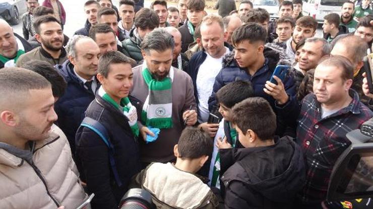 İlhan Paluta taraftarlardan coşkulu uğurlama