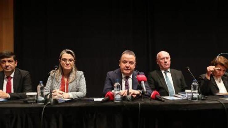 Resmi plakalı otobüsleri Büyükşehir kendi işletecek