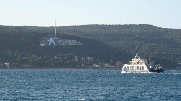 Bozcaada ve Gökçeadaya feribot seferlerine fırtına iptali