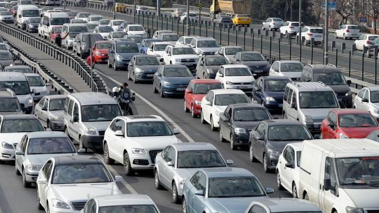 Trafiğe kaydı yapılan taşıt sayısı Aralık ayında yüzde 109,2 arttı