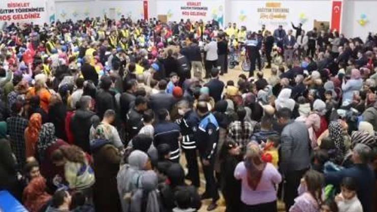 Şanlıurfa’da, yetim çocukların bisiklet sevinci