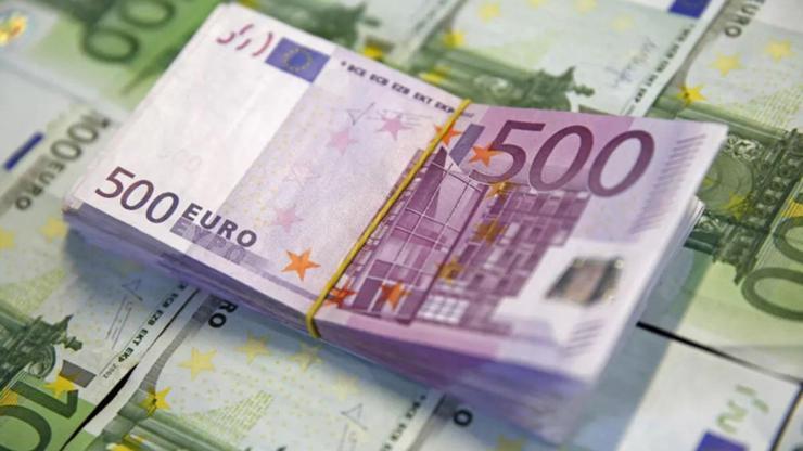 ECB faiz artırımlarında ısrar edecek