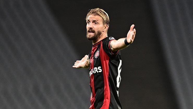 Caner Erkin İstanbul ekibine imza atıyor