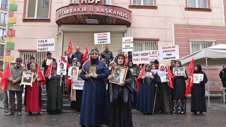Diyarbakırdaki evlat nöbetinde aile sayısı 356 oldu