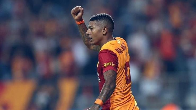 Patrick van Aanholt arkadaşlarıyla vedalaştı