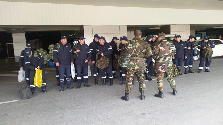 SON DAKİKA: Azerbaycandan arama kurtarma ekipleri yola çıktı