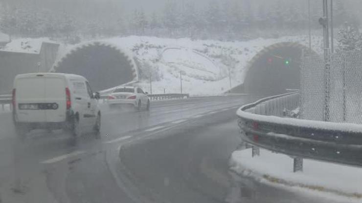 Bolu Dağında kar yağışı