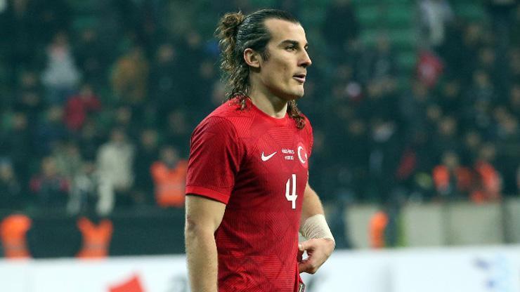 Çağlar Söyüncü fırsatçılara isyan etti