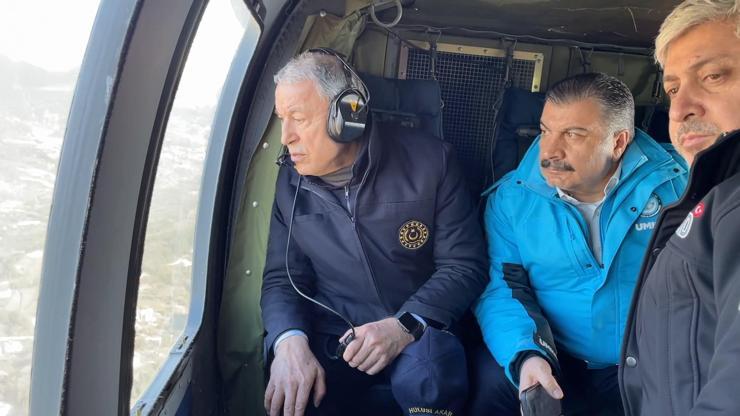 Bakanlar Akar ve Koca, Samandağda kurtarma çalışmalarını inceledi