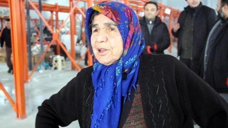 Ördüğü atkı, yelek ve patikleri depremzedelere yolladı
