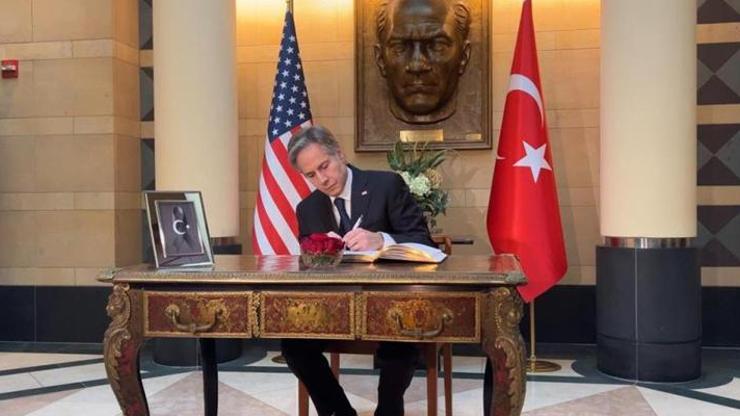 Blinken, Türkiyenin Washington Büyükelçiliğinde taziye defterini imzaladı