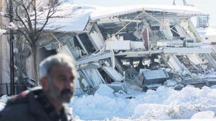 Köylerde yeni evler yıkıldı