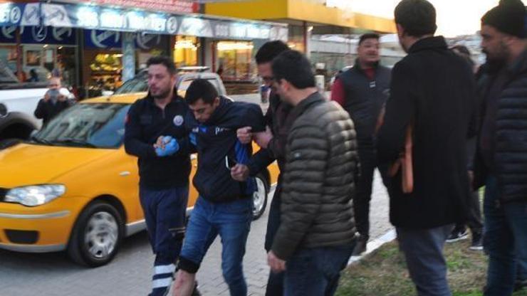 Otomobille motosiklet çarpıştı; 1 yaralı