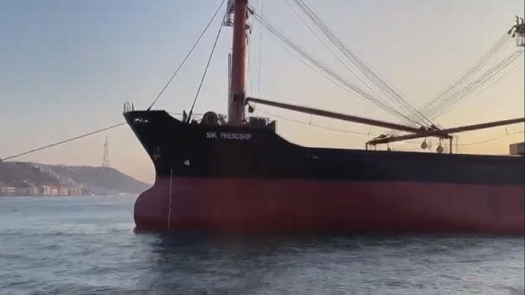 Boğazda kargo gemisi arızalandı