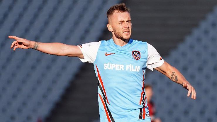Beşiktaş Alexandru Maximi TFFye bildirdi