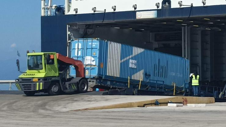 Yunanistan, Türkiyedeki depremzedeler için yardımlarını sürdürüyor