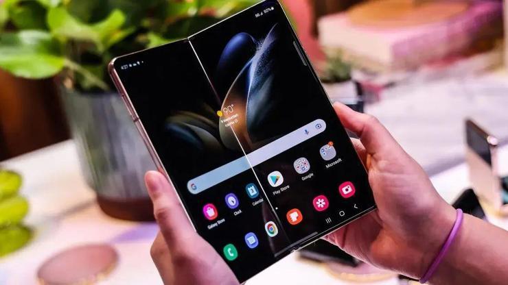 Galaxy Z Fold 5 bu defa can sıkacak bilgilerle gündemde