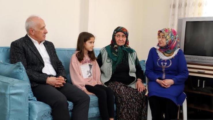 Onkoloji hastası depremzedeyi ziyaret