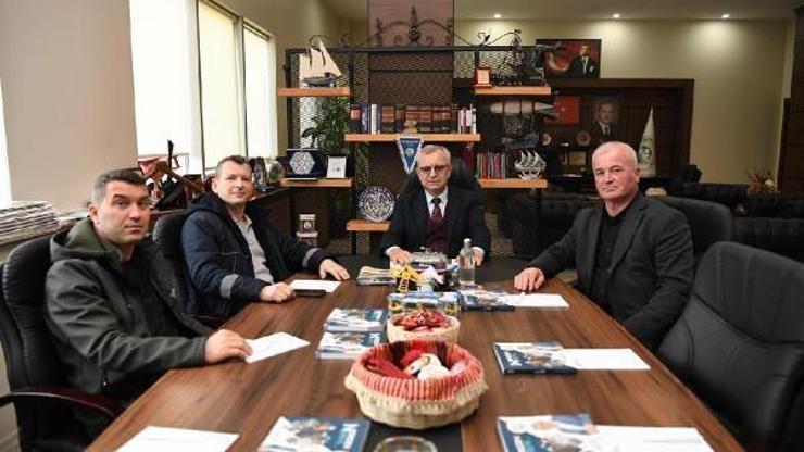 Keşan’da depremzede öğrencilere 4 ay burs verilecek