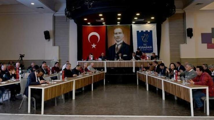 Kuşadası Belediye Başkanı Günelin AKUT kararına meclisten destek