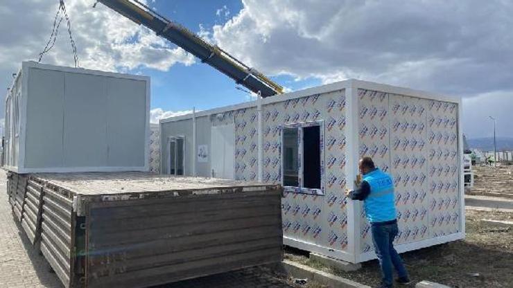 VASKİ ekipleri, belirlenen bölgelere 2 bin konteyner kent kurdu