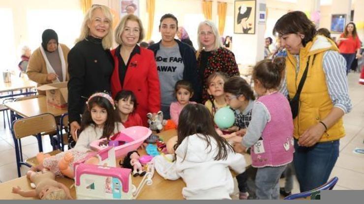 Depremzede kadınlar ve çocuklara özel program