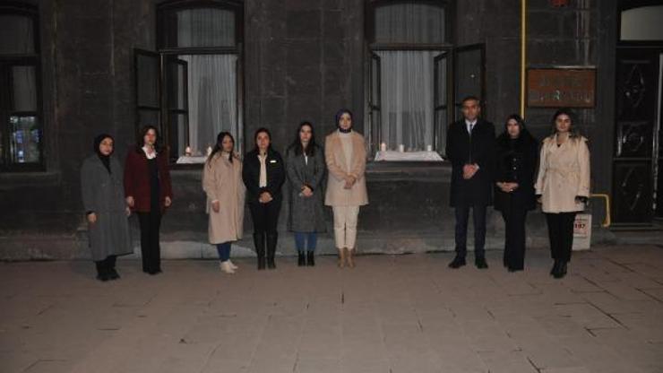 Kars’ta avukatlar, depremde hayatını kaybedenleri andı