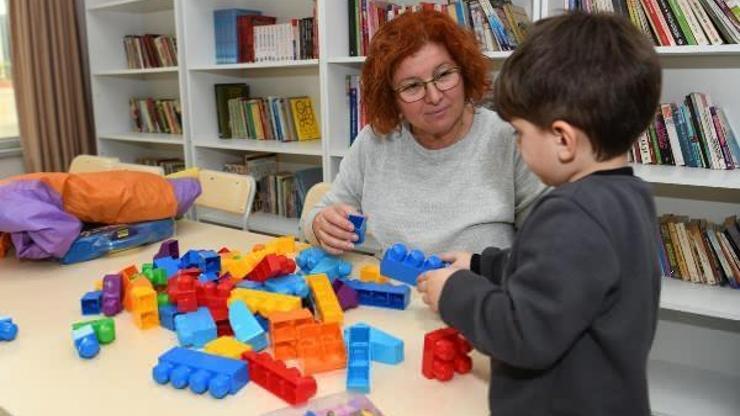 Depremzedelere sanat terapisi