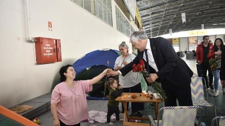 Depremden etkilenen kadınlara büyükşehir desteği