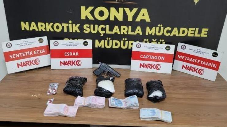 Otomobilin gizli bölümlerine zulalanmış 2 kilo uyuşturucu ele geçirildi