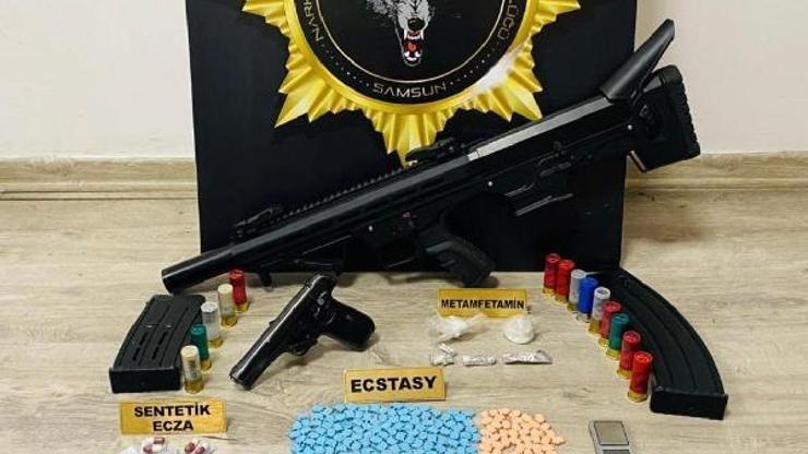 Samsun’da uyuşturucu ticareti yapan 2 kişi yakalandı